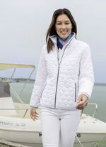 Jacka med l&ouml;kquiltning 