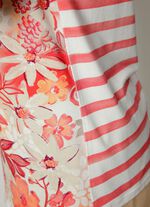 Skjorta med en f&auml;rgglad blandning av m&ouml;nster 