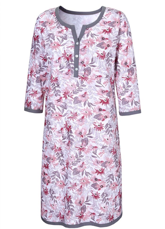 Nattlinne med knappsl&aring; och 3/4-&auml;rmar 