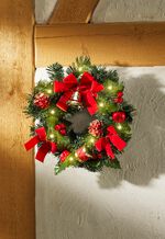 Belyst v&auml;ggkrans 