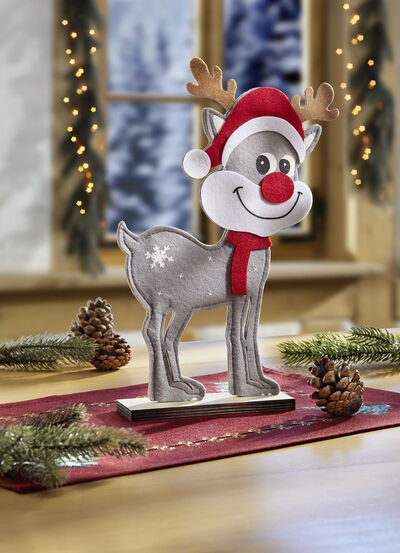 Julrenar gjorda av filt 