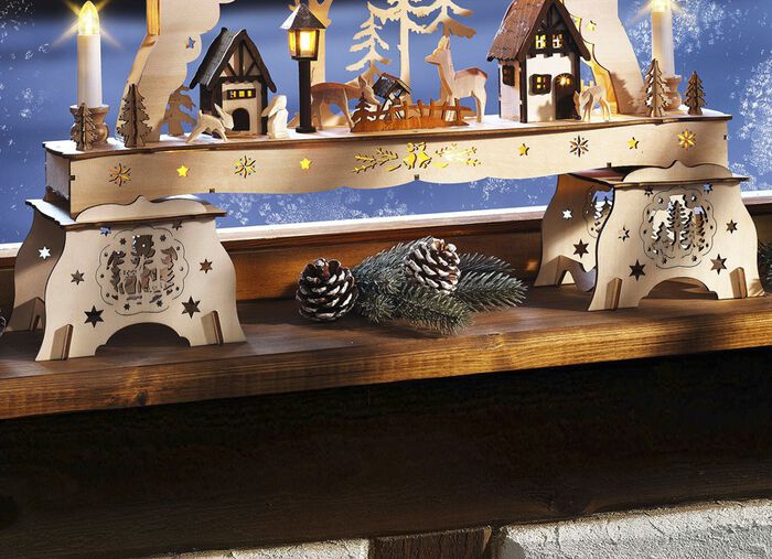 Belysta ljusb&aring;gar / piedestaler f&ouml;r ljusb&aring;gar NATUR