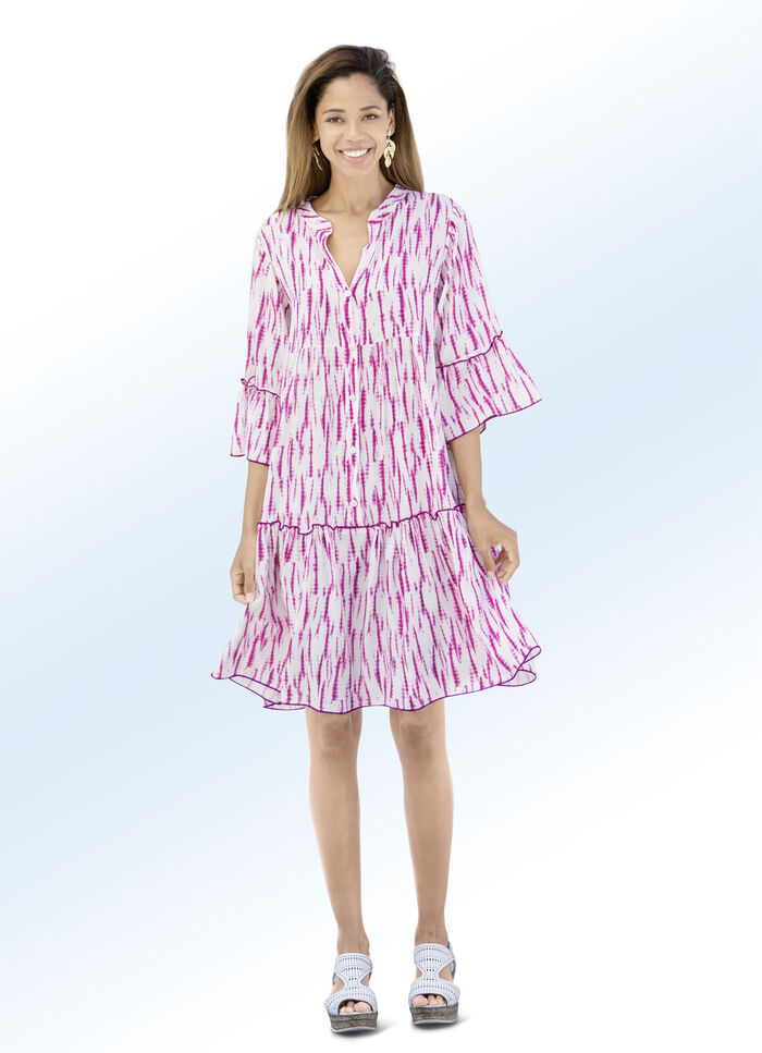 Klänning i batiklook 