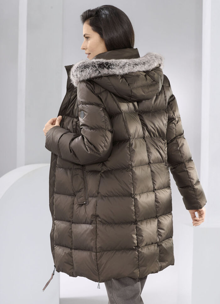 Kort dunkappa med avtagbar huva 