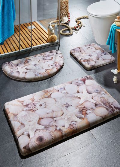 Dr&ouml;mlikt badrumsset med bandkant 