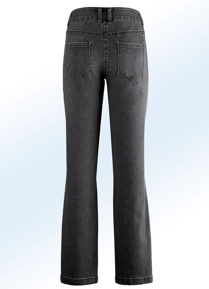 Jeans i trendig stövelskuren form SVART