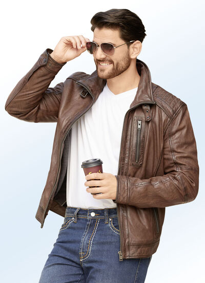 Kort skinnjacka med dekorativ quiltning  Kort skinnjacka med dekorativ quiltning