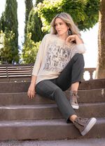 Tr&ouml;ja i l&auml;tt fladdermusform 