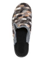 Tofflor av m&ouml;nstrat textilmaterial GR&Aring;-MULTICOLOR