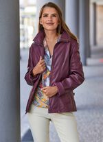 Skinnjacka med uppf&auml;llbar krage 