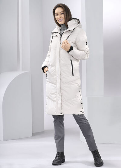 Jacka med fast huva  Jacka med fast huva