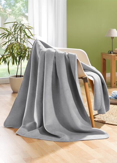 Filt med fests&ouml;mskant 