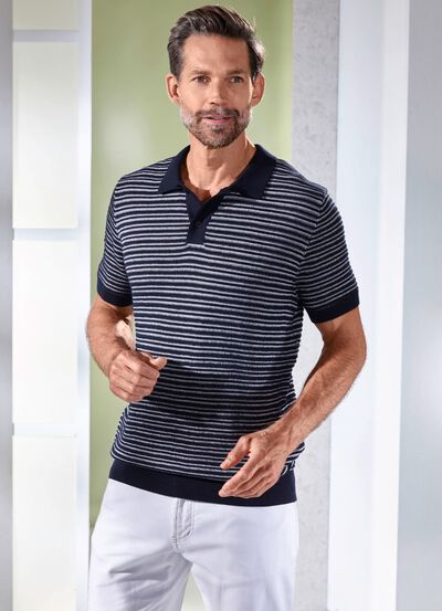 Pik&eacute;tr&ouml;ja i stickad kvalitet 