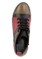 Tvillingskosko med sn&ouml;rning och skrynklig struktur 