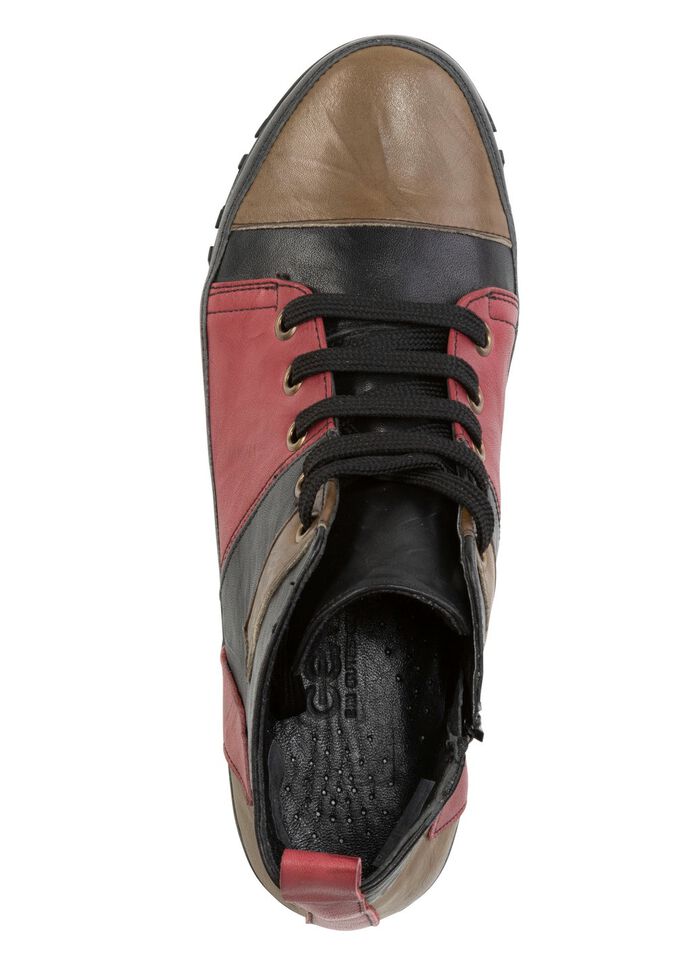 Tvillingskosko med sn&ouml;rning och skrynklig struktur 