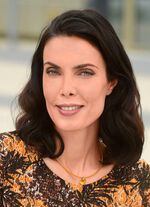 L&auml;dersn&ouml;rehalsband med Rivoli glassten 