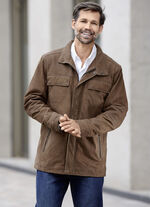 L&auml;derjacka med br&ouml;stfickor 