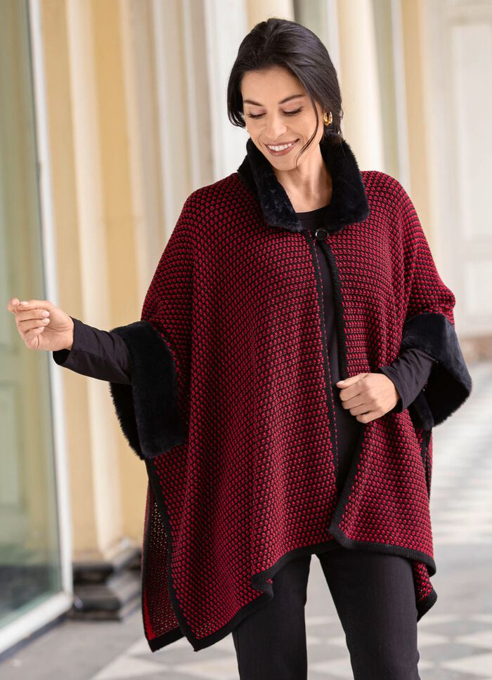 Poncho med fuskp&auml;lskant 