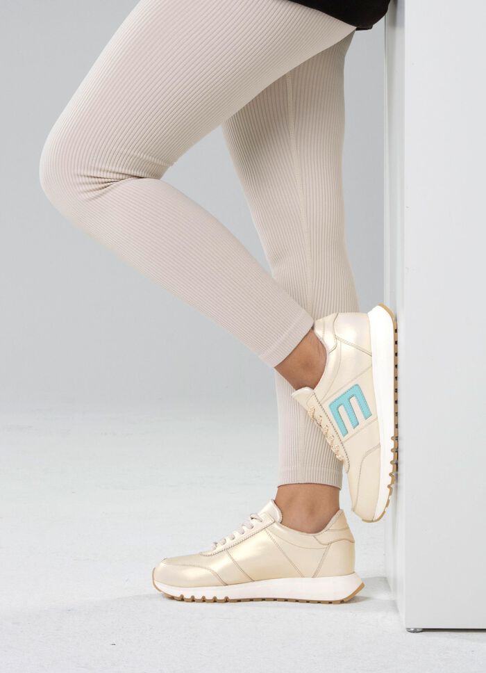 ELENA EDEN sneakers i skimrande nappal&auml;der 