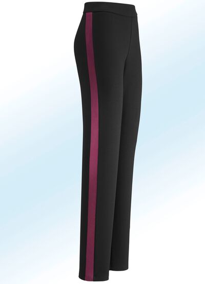 Byxor i trendig materialmix 