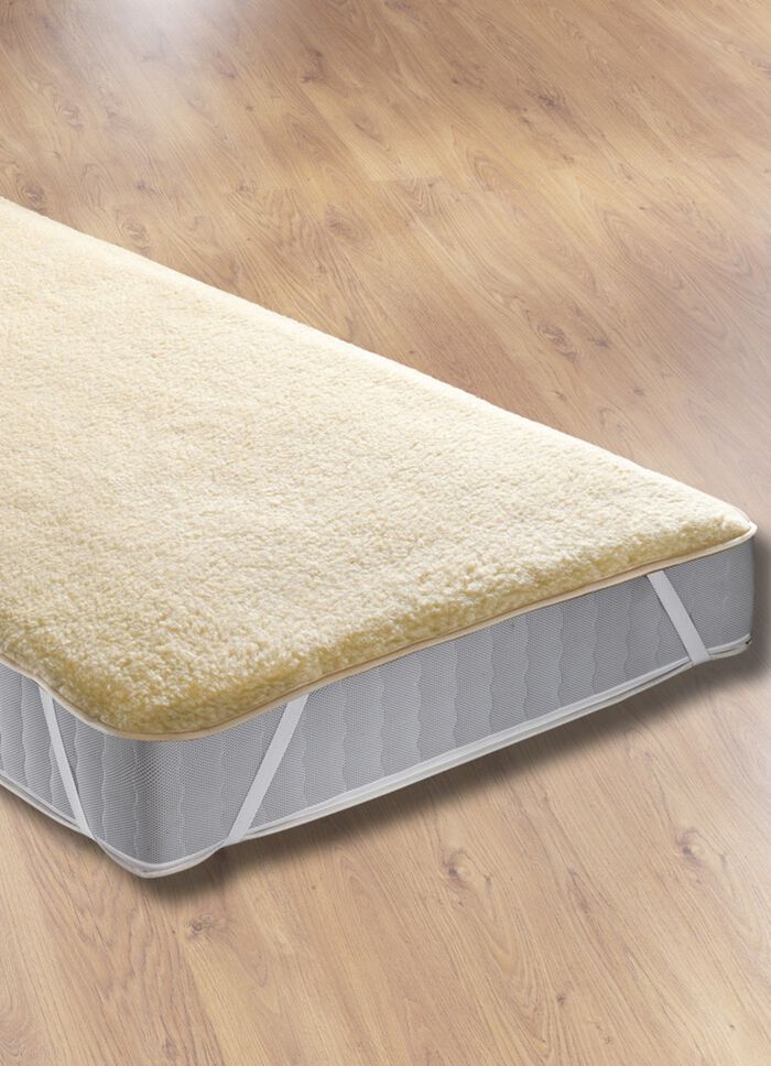 Madrasskydd fr&aring;n Mesana lammullslugg 