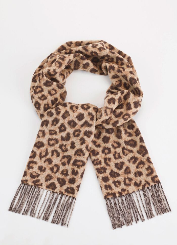 Halsduk med rovdjursp&auml;lsdesign 