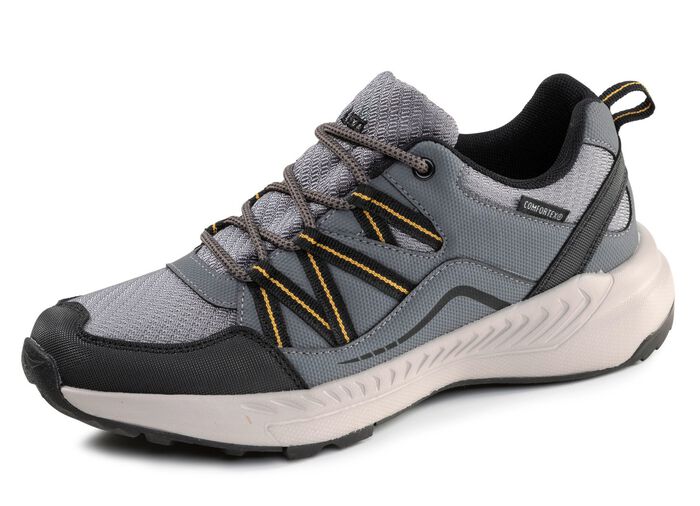 Andningsbara herrsneakers med klimatmembran GR&Aring;SVART