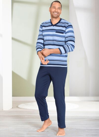 V&auml;rdepaket: Pyjamas och shorty i set, med V-ringning 