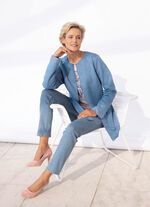 Jacka med &ouml;ppna kanter 