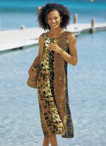 Klänning i väv av hög kvalitet KAMELSVART