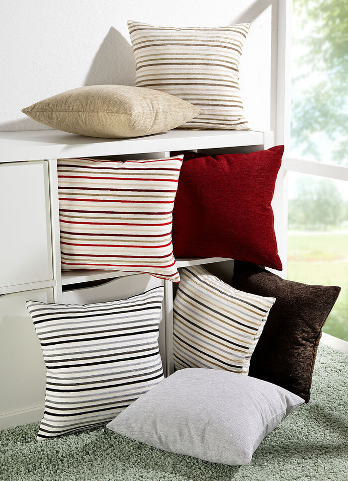 Kuddfodral i randig design BORDEAUX