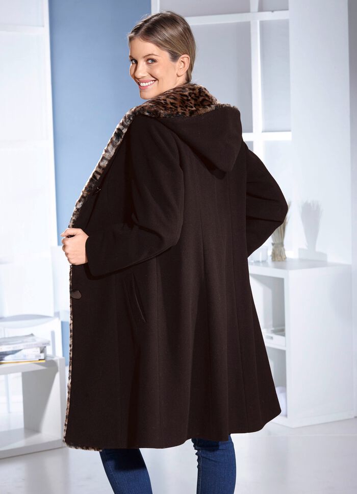 Kappa med knappsl&aring; 