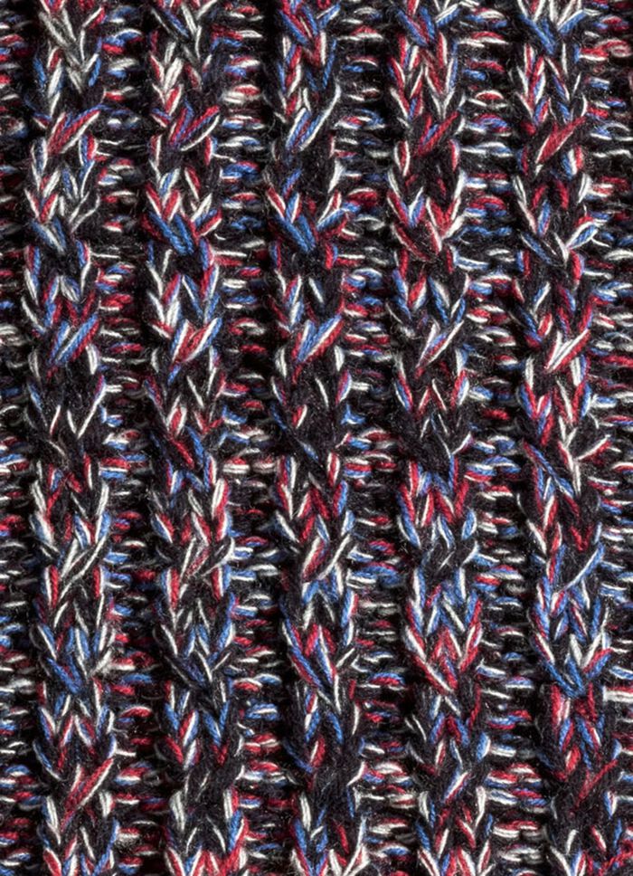 Tr&ouml;ja i en utarbetad melangelook 