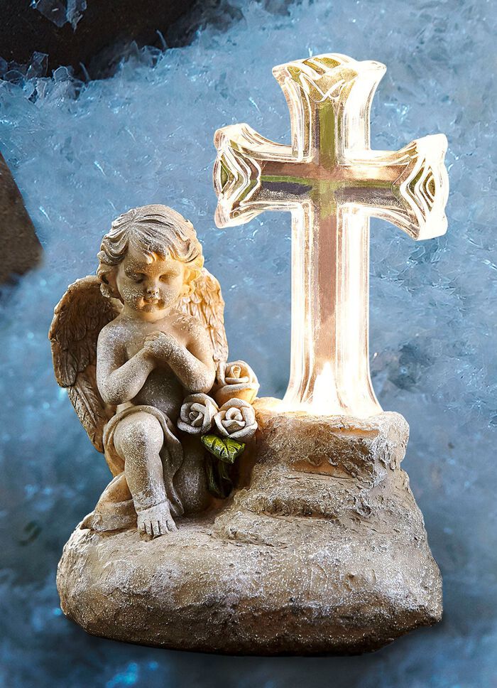 Solar minnes&auml;ngel gjord av v&auml;derbest&auml;ndig konstgjord sten 