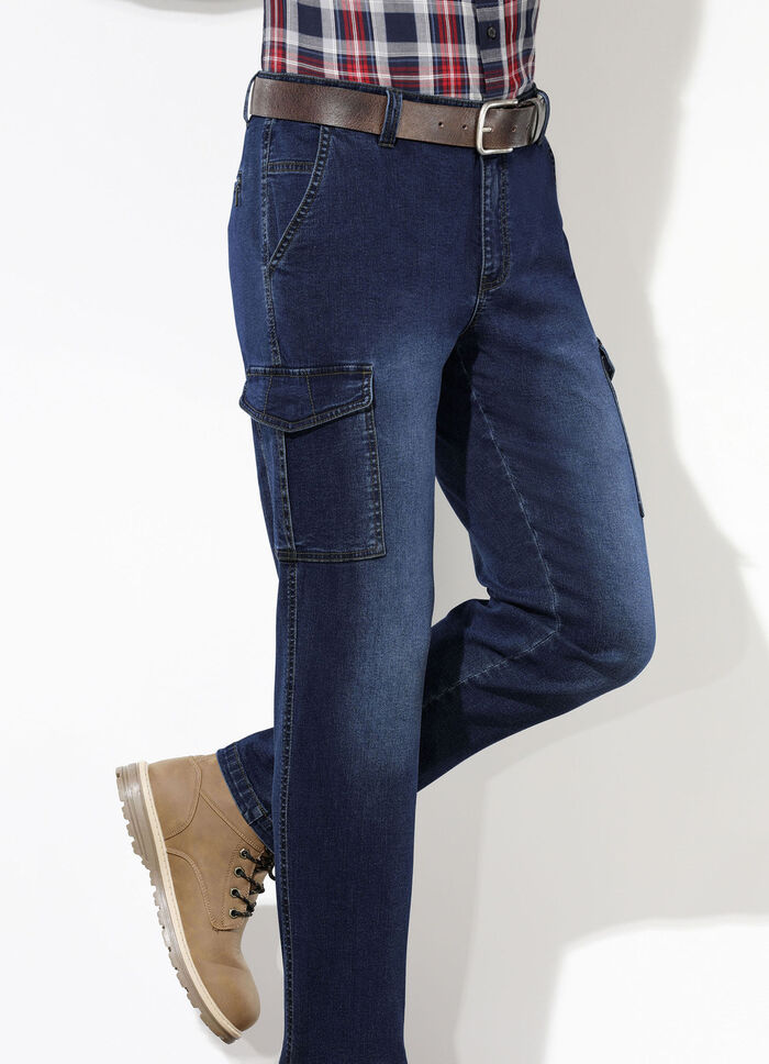Jeans i 2 färger SVART