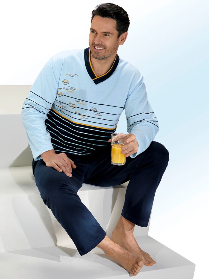 Pyjamas med V-ringning i tv&aring;pack 