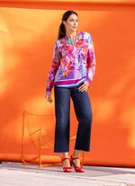 tunika med vacker b&aring;rd 