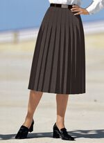 Kjol med figursmickrande allroundveck M&Ouml;RKBRUN