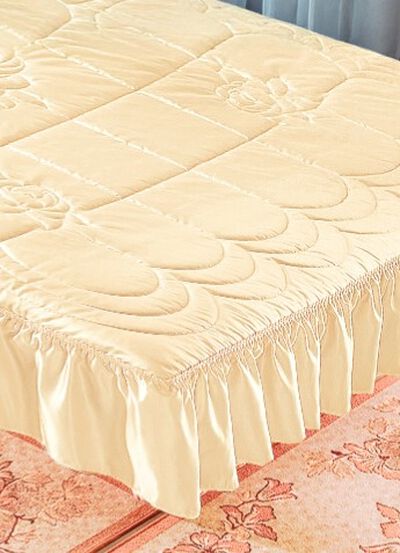 &Ouml;verkast med volangfinish 