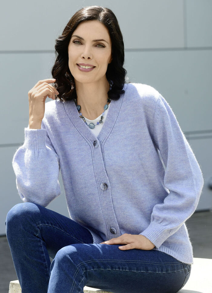 Cardigan med en fluffig, mjuk känsla, 