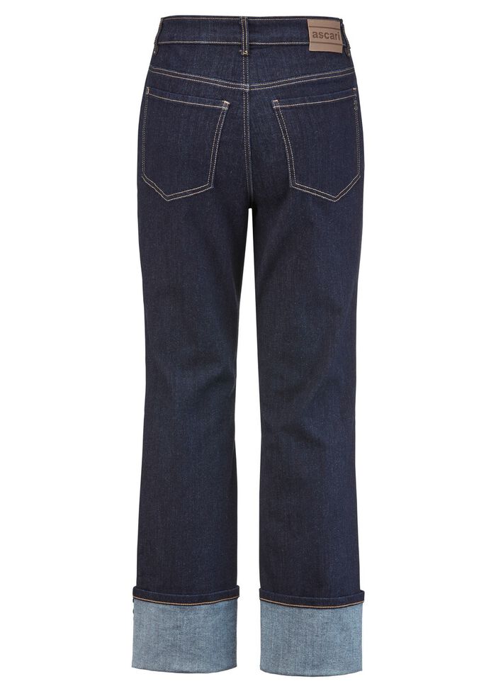 Magiska jeans med upprullade manschetter 