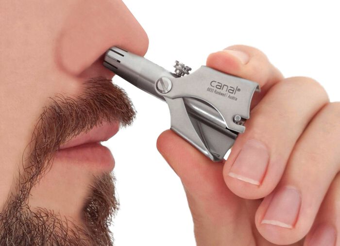 Trimmer f&ouml;r n&auml;s- och &ouml;ronh&aring;r 