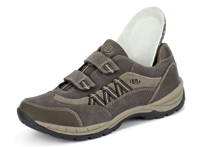 Sportiga herrtofflor med uttagbar fotb&auml;dd TOBAK-TAUPE