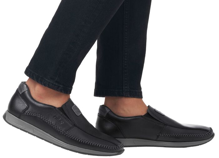 Rieker tofflor av nappal&auml;der SVART