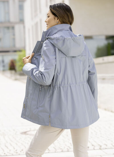 Funktionell jacka med avtagbar huva 