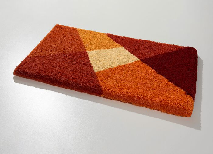 Badmatta fr&aring;n LineaDue med halkfri baksida JORD