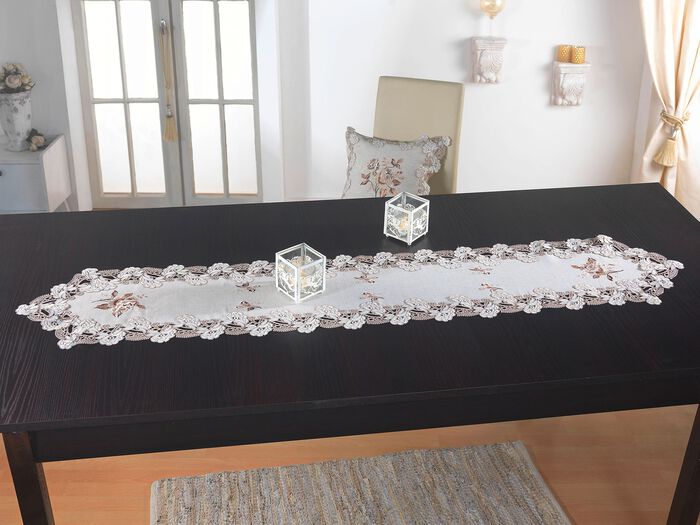 Bords- och rumsdekoration med spetsb&aring;rd BEIGE