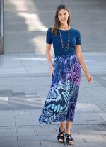 Klänning med fina veck 