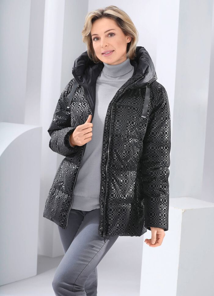 Funktionell jacka med fast huva 