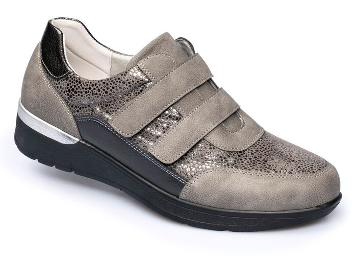 Fj&auml;derl&auml;tta komfortsneaker 